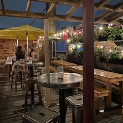 Tiki bar
