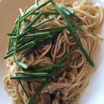 Yard House - Mushroom garlic noodles - New American Near Me - Springfield, Virginia