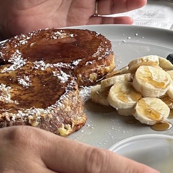 Cafe Bonjour - French Toast with Fruit - Bakeries Near Me - South Miami, Florida
