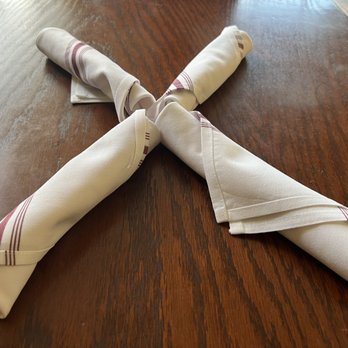 101 Thai Way - Thai Near Me - Cloverdale, California