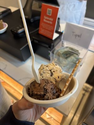 Jeni's Splendid Ice Creams by null