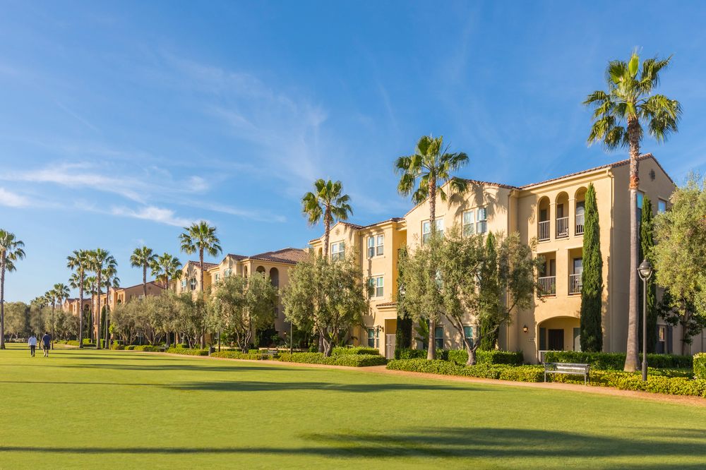 Los Olivos at Irvine Spectrum
