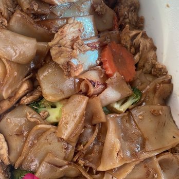 Bhan Mae Vane - Pad Se Ew - Thai Near Me - Alameda, California Bhan Mae Vane - Pad Se Ew - Thai Near Me - Alameda, California