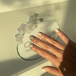 Organic Nail & Lash Bar - Dip manicure by Kelly