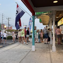 The line outside King Kone shows its popularity, especially right after sunset. The line outside King Kone shows its popularity, especially right after sunset.