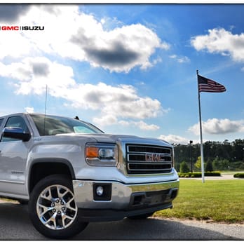 Marty's GMC - Car Dealers Near Me - Kingston, Massachusetts Marty's GMC - Car Dealers Near Me - Kingston, Massachusetts