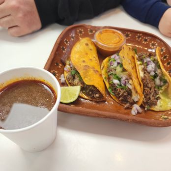 La Mini Birrieria - Tacos Near Me - Sacramento, California