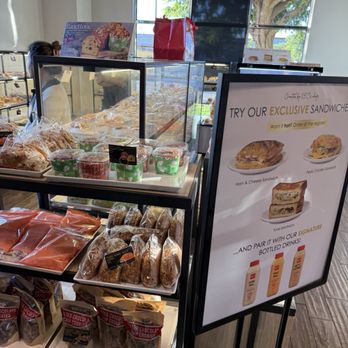 85°C Bakery Cafe-Torrance - Holiday pastries@85 degrees - Bakeries Near Me - Torrance, California 85°C Bakery Cafe-Torrance - Holiday pastries@85 degrees - Bakeries Near Me - Torrance, California
