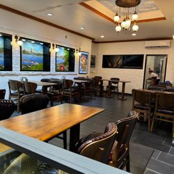 Uzun Taşfırını -  Steinofen Pide Restaurant - Die Innenräume wurden mit stilvollen, zeitgemäßen Elementen ausgestattet, die dennoch den traditionellen Charme des Restaurants bewahren.