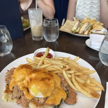 The Library - Benedict - Breakfast & Brunch Near Me - St Petersburg, Florida The Library - Benedict - Breakfast & Brunch Near Me - St Petersburg, Florida