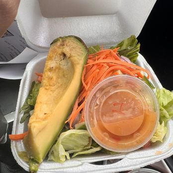J R Pizza Bella Restaurant - Puerto Rican salad - Italian Near Me - Margate, Florida