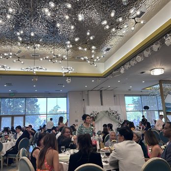Pearl Bay Restaurant - Interior (wedding setup) - Cantonese Near Me - Fremont, California Pearl Bay Restaurant - Interior (wedding setup) - Cantonese Near Me - Fremont, California