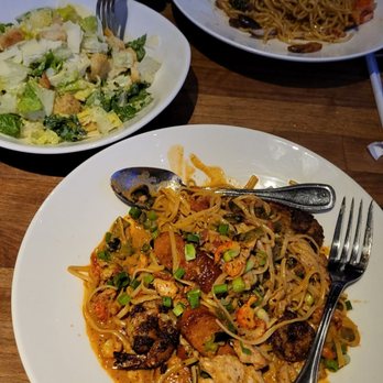 Yard House - Food's always so good & the vibes is also  on point. - New American Near Me - Bakersfield, California