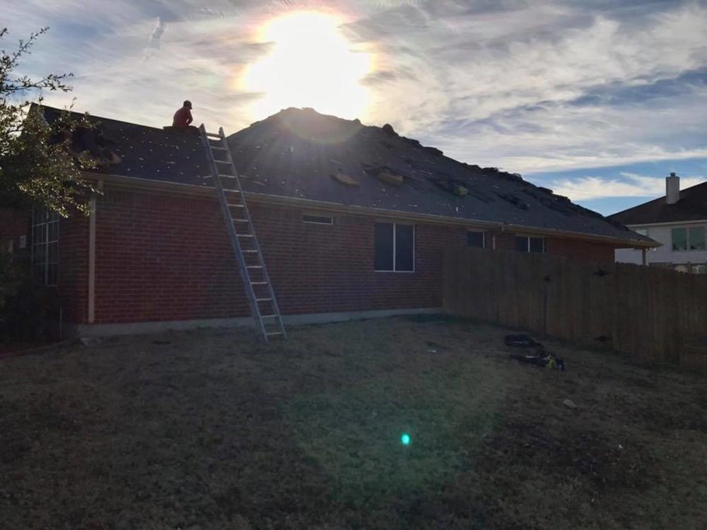 Slide of Tenholder Roofing