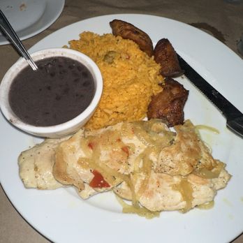 Rice and Beans - Chicken and rice n beans.... Needed salt. Would try something else next time.... - Puerto Rican Near Me - Wesley Chapel, Florida