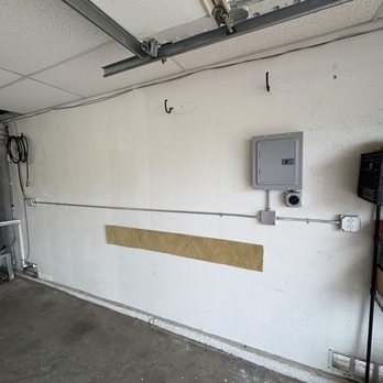 SamNoa Electric - Electricians Near Me