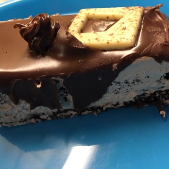 Publix Supermarkets - Cake slice worth drooling over - Beer, Wine & Spirits Near Me - Ponte Vedra Beach, Florida Publix Supermarkets - Cake slice worth drooling over - Beer, Wine & Spirits Near Me - Ponte Vedra Beach, Florida