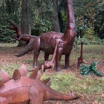 Roloff Farms - Metal sculptures throughout the farm - Party & Event Planning Near Me - Hillsboro, Oregon Roloff Farms - Metal sculptures throughout the farm - Party & Event Planning Near Me - Hillsboro, Oregon