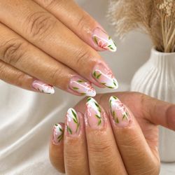 Demure Nails & Spa