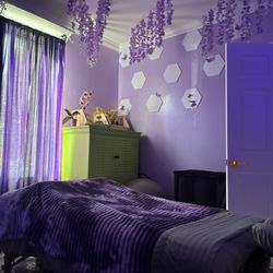 D'Knotted Massage & Esthetics