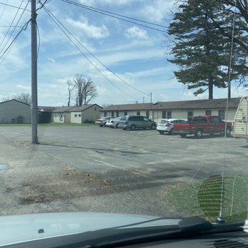 Pullman Motel - Back parking. - Hotels Near Me - Rice Lake, Wisconsin