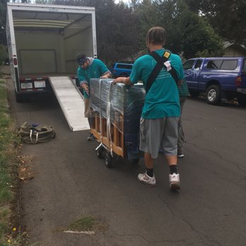 Oregon Trail Moving - Movers Near Me - Portland, Oregon Oregon Trail Moving - Movers Near Me - Portland, Oregon