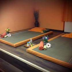 nong thai massage