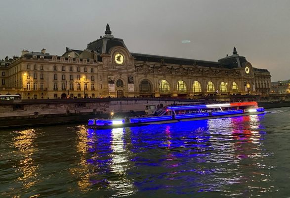 Vedettes du Pont Neuf by null