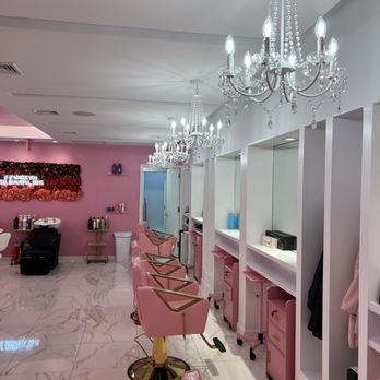 The Blowout Bar Long Island - Chairs and Chandeliers!  So Glam ! - Hair Salons Near Me - Commack, New York