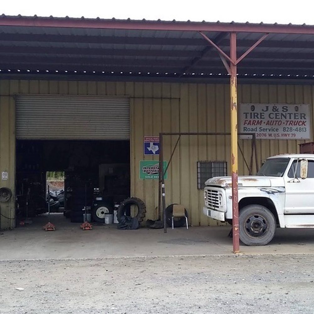 J & S Tire Center - Bay doors and office from street - Tires Near Me - Franklin, Texas