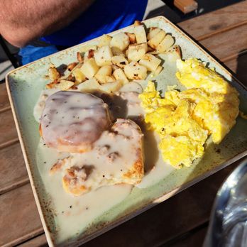 First Watch - Biscuits and gravy - American Near Me - Holly Springs, North Carolina