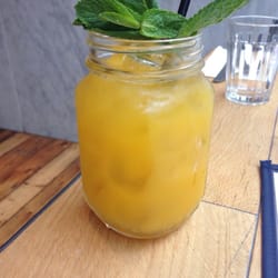 Giraffe - Sunshine Coast ice tea