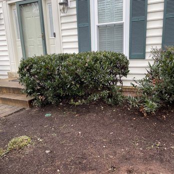 Graphagenix - Before re-landscaping. - Landscaping Near Me