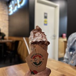 Eva's Original Chimneys - Tiramisu cone