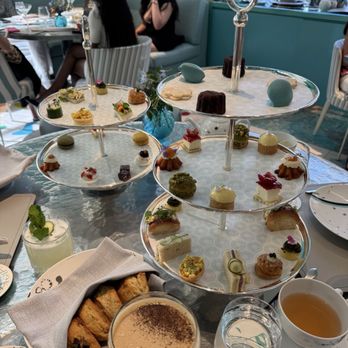 Tiffany's Blue Box Cafe - Tea Rooms Near Me - New York, New York Tiffany's Blue Box Cafe - Tea Rooms Near Me - New York, New York