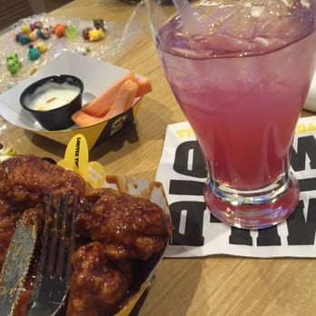 Buffalo Wild Wings - My kiddo loves the salted caramel boneless snack wings & a huckleberry lemonade - Sports Bars Near Me - Gilbert, Arizona Buffalo Wild Wings - My kiddo loves the salted caramel boneless snack wings & a huckleberry lemonade - Sports Bars Near Me - Gilbert, Arizona