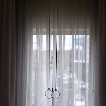 Fairfield by Marriott Inn & Suites Arundel Mills BWI Airport - See-thru panels are all that is at the window, no privacy. - Hotels Near Me - Hanover, Maryland