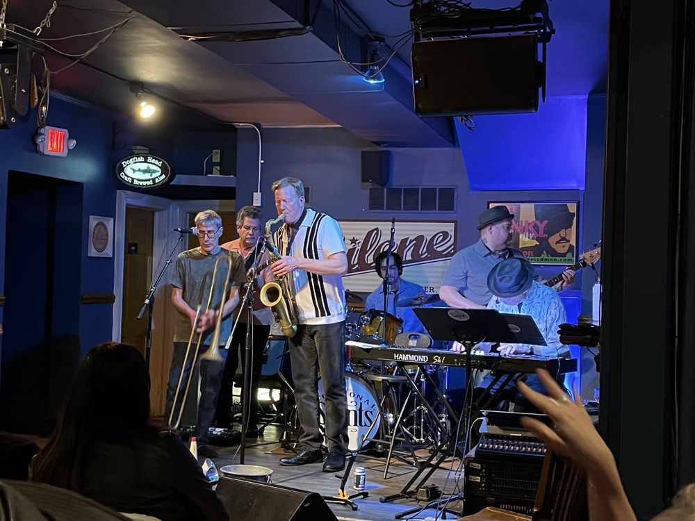 Abilene Bar & Lounge