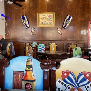 Las Palmas Cuban Restaurant - Decor - Cuban Near Me - Mount Dora, Florida Las Palmas Cuban Restaurant - Decor - Cuban Near Me - Mount Dora, Florida