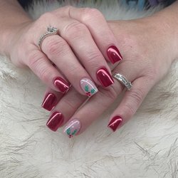 Luxe Day Spa - Xmas nails