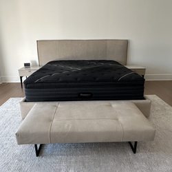 Luxilon Furniture - Gamma bedding, beauty rest black mattress