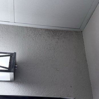Quality Inn - Mold on ceiling - Hotels Near Me - Berea, Kentucky