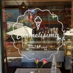 Carmelisima - Front window