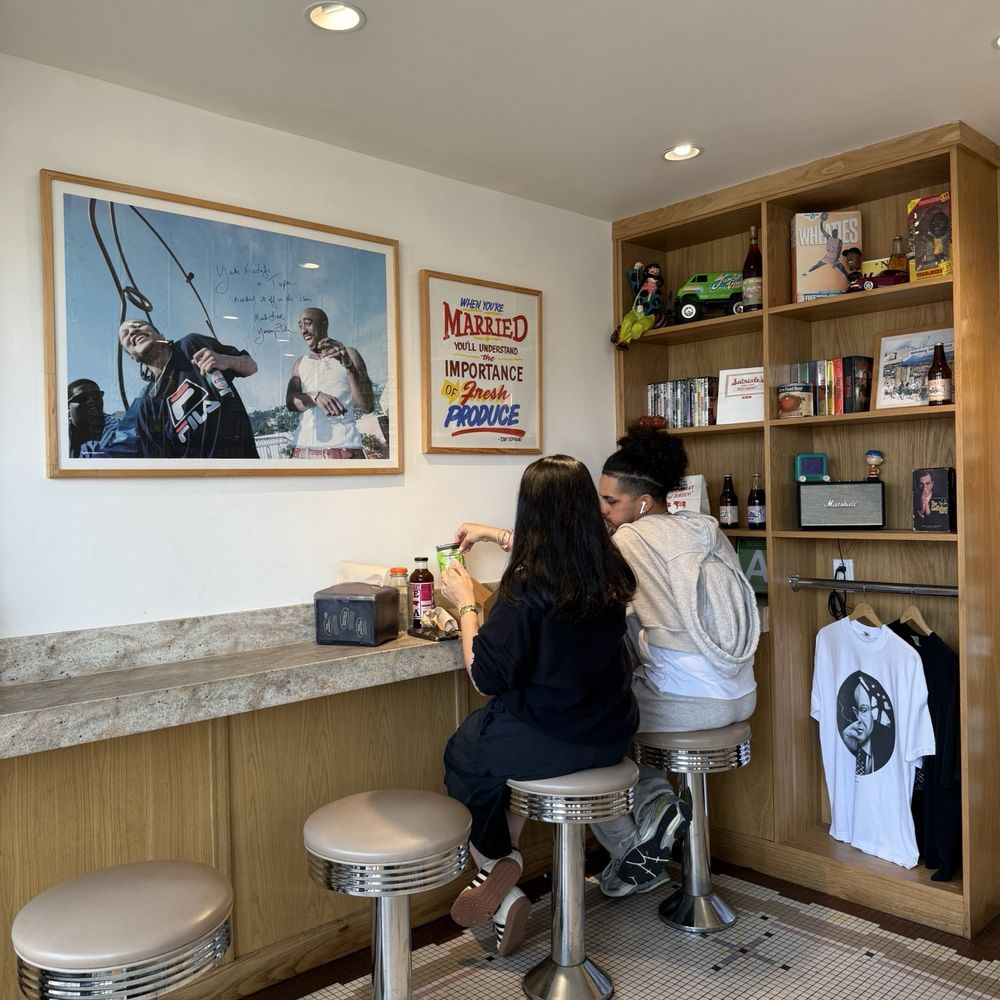 Ggiata - Venice - inside - Sandwiches Near Me - Los Angeles, California