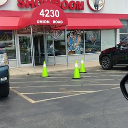 The Showroom on Union - Airport Plaza Jewelers