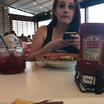 Kelsey's - American Near Me - Niagara Falls, Ontario Kelsey's - American Near Me - Niagara Falls, Ontario