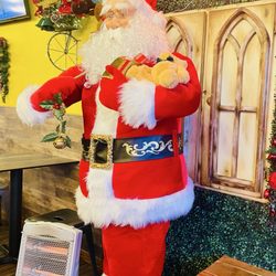 Parriyas - Cute Santa