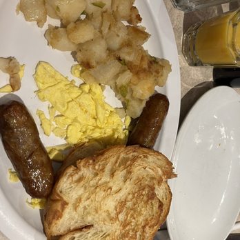 Morning Star Cafe - Eggs, potatoes, and sausage with a croissant on the side! Sorry started eating and almost forgot to take the picture lol - Diners Near Me - New York, New York Morning Star Cafe - Eggs, potatoes, and sausage with a croissant on the side! Sorry started eating and almost forgot to take the picture lol - Diners Near Me - New York, New York