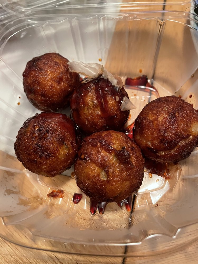 THAI CHILI Updated August 2024 56 Photos & 160 Reviews 40 Main St