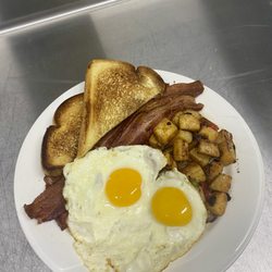 Ard Farkle's Grub and Grog - Bacon & eggs.... or choose ham or sausage